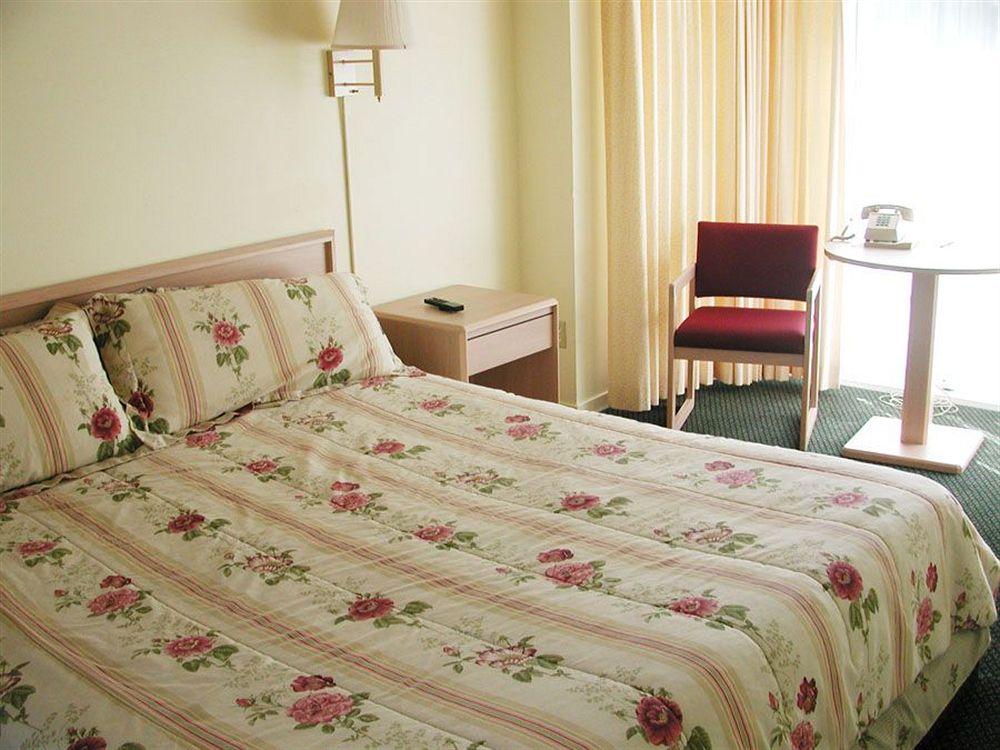 Pine Beach Inn Форт Браг Екстериор снимка