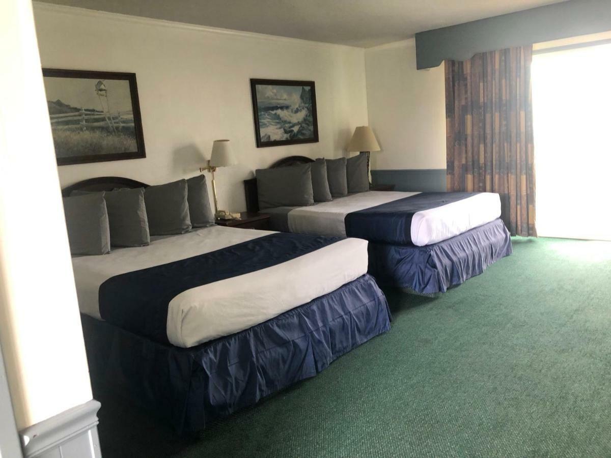 Pine Beach Inn Форт Браг Екстериор снимка