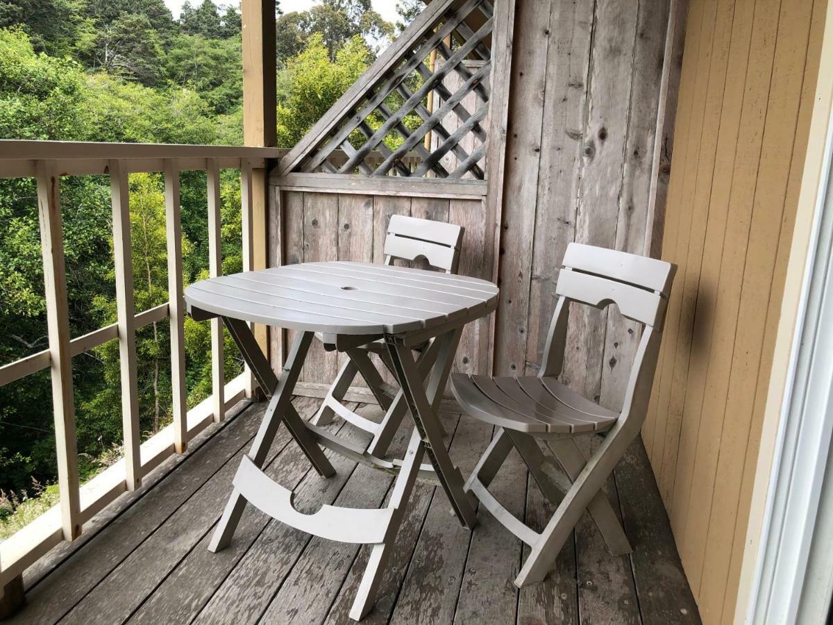 Pine Beach Inn Форт Браг Екстериор снимка